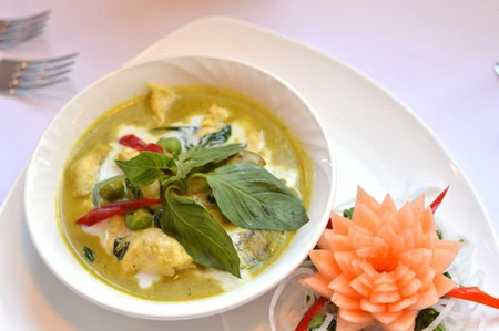 The 10 Best Dishes to Order in a Thai Restaurant in Koh Samui - Green Curry
